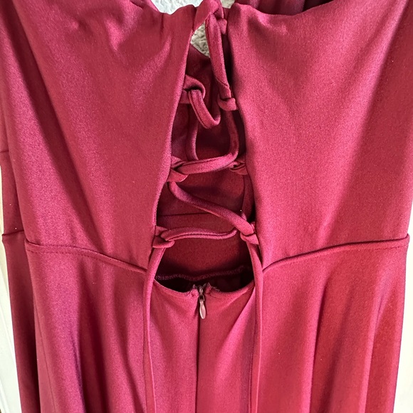 Chic Backless Burgundy Dress - Picture 5 of 8